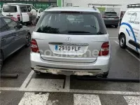 Usado Mercedes ML320 224 CV (164 kW) 2007 Gris / plata SUV