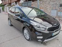 Usado Kia Carens 115 CV (84 kW) 2017 Negro Monovolumen