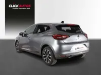 Usado Renault Clio Techno 91 CV (66 kW) 2023 Gris Utilitario