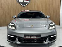 Usado Porsche Panamera Sport Turismo 462 CV (339 kW) 2018 Gris / plata Familiar