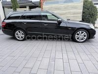 Usado Mercedes E350 Avantgarde 211 CV (155 kW) 2012 Negro Familiar