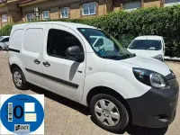 Usado Renault Kangoo 44 kW (60 CV) 2022 Blanco Monovolumen