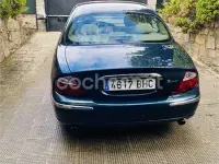 Usado Jaguar S-Type 238 CV (175 kW) 2001 Verde Berlina
