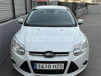 Usado Ford Focus Trend 125 CV (91 kW) 2014 Blanco Berlina
