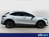 Usado Kia XCeed GT-Line 136 CV (100 kW) 2023 Blanco SUV