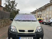 Usado Renault Scénic Dynamique 120 CV (88 kW) 2003 Verde Monovolumen