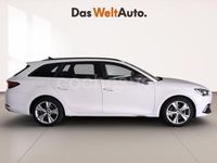 Usado Seat Leon FR 150 CV (110 kW) 2021 Blanco Familiar