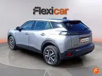 Usado Peugeot 2008 Active 100 CV (73 kW) 2023 Gris SUV