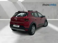 Usado Dacia Sandero Comfort 91 CV (66 kW) 2021 Rojo Berlina