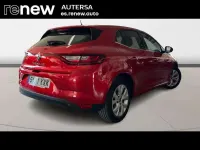 Usado Renault Mégane IV LIMITED 140 CV (102 kW) 2019 Rojo Utilitario