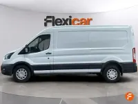 Usado Ford Transit 131 CV (96 kW) 2023 Blanco Berlina