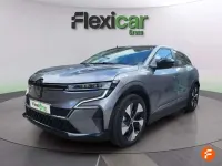 Begagnad Renault Megane E-Tech Equilibre 96 kW (131 HK) 2022 Grå Halvkombi