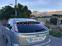 Usado Ford C-MAX Trend 90 CV (66 kW) 2007 Gris / plata Monovolumen