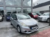 Usado Peugeot 208 Access 68 CV (50 kW) 2016 Gris / plata Utilitario
