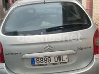 Usado Citroën Xsara Picasso Exclusive 110 CV (80 kW) 2006 Verde Monovolumen