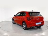 Usado VW Polo R-line 110 CV (80 kW) 2023 Rojo Utilitario