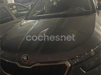 Usado Skoda Kamiq Ambition 110 CV (80 kW) 2023 Gris / plata SUV
