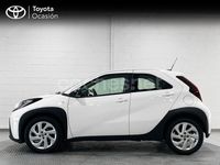 Usado Toyota Aygo X Play 72 CV (52 kW) 2023 Blanco SUV