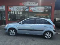 Usado Kia Rio Active 110 CV (80 kW) 2007 Azul Berlina
