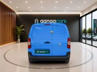 Usado Peugeot TePee Access 75 CV (55 kW) 2020 Azul Van