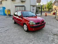 Begagnad Renault Clio II 75 HK (55 kW) 2005 Röd Sedan
