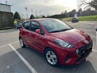 Usado Hyundai i10 67 CV (49 kW) 2022 Rojo Utilitario
