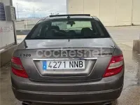 Usado Mercedes C320 Avantgarde 224 CV (164 kW) 2007 Gris / plata Berlina