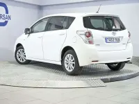 Usado Toyota Verso Active 132 CV (97 kW) 2012 Blanco Monovolumen
