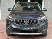 Usado Kia Sorento 200 CV (147 kW) 2018 Gris / plata SUV