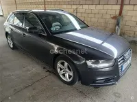 Usado Audi A4 136 HP (100 kW) 2012 Preto Carrinha
