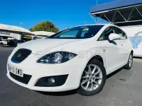 Käytetty Seat Leon Style 105 HP (77 kW) 2010 Valkoinen Viistoperä