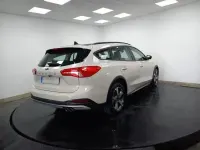 Usado Ford Focus Active 120 CV (88 kW) 2021 Blanco Utilitario
