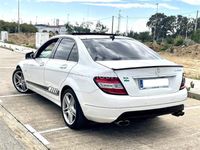 Usado Mercedes C220 170 CV (125 kW) 2010 Blanco Familiar