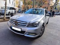 Usado Mercedes C180 Elegance 156 CV (114 kW) 2013 Gris / plata Berlina