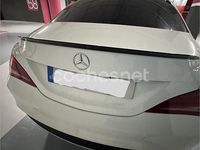 Usado Mercedes CLA180 Shooting Brake Urban 122 CV (89 kW) 2015 Blanco Familiar