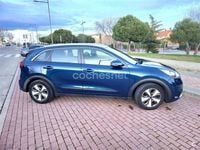 Używany Kia Niro 141 KM (103 kW) 2017 Niebieski SUV