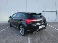 Usado Citroën DS5 200 CV (147 kW) 2013 Negro Utilitario