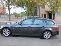 Usado BMW 318 129 CV (94 kW) 2008 Gris / plata Familiar