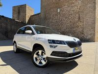 Usado Skoda Karoq Ambition 150 CV (110 kW) 2021 Blanco SUV