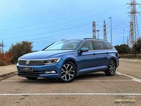 Usado VW Passat Advance 150 CV (110 kW) 2017 Azul Familiar