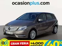 Usado Mercedes B200 136 CV (100 kW) 2012 Gris Utilitario