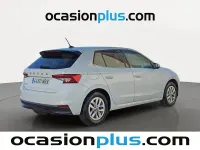 Usado Skoda Fabia Selection 95 CV (69 kW) 2024 Blanco Utilitario
