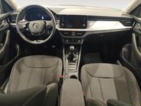 Usado Skoda Kamiq Selection 115 CV (84 kW) 2024 Blanco SUV