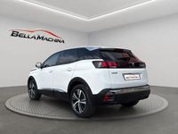 Usado Peugeot 3008 Allure 130 CV (95 kW) 2021 Blanco SUV