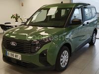 Usado Ford Tourneo Courier Trend 125 CV (91 kW) 2025 Verde Monovolumen