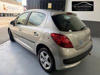 Usado Peugeot 207 Sport 95 CV (69 kW) 2008 Gris / plata Berlina