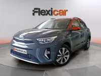 Usado Kia Stonic 101 CV (74 kW) 2021 Gris SUV