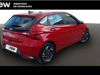 Usado Hyundai i20 100 CV (73 kW) 2022 Rojo Berlina