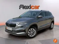 Usado Skoda Karoq Ambition 150 CV (110 kW) 2022 Gris SUV