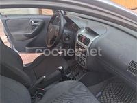 Usado Opel Corsa Club 75 CV (55 kW) 2004 Gris / plata Utilitario